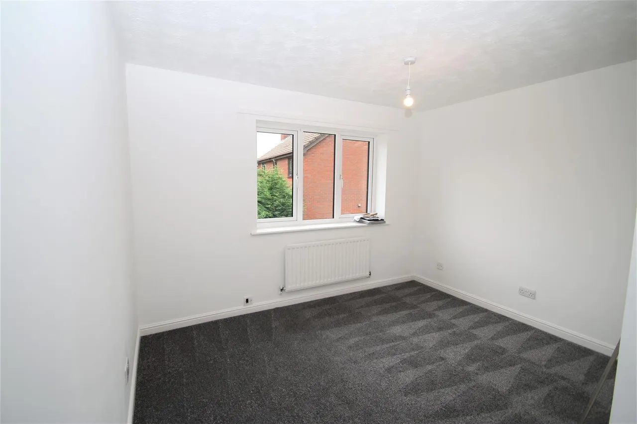 Alexandra Gardens, Knaphill, GU21, photo 11