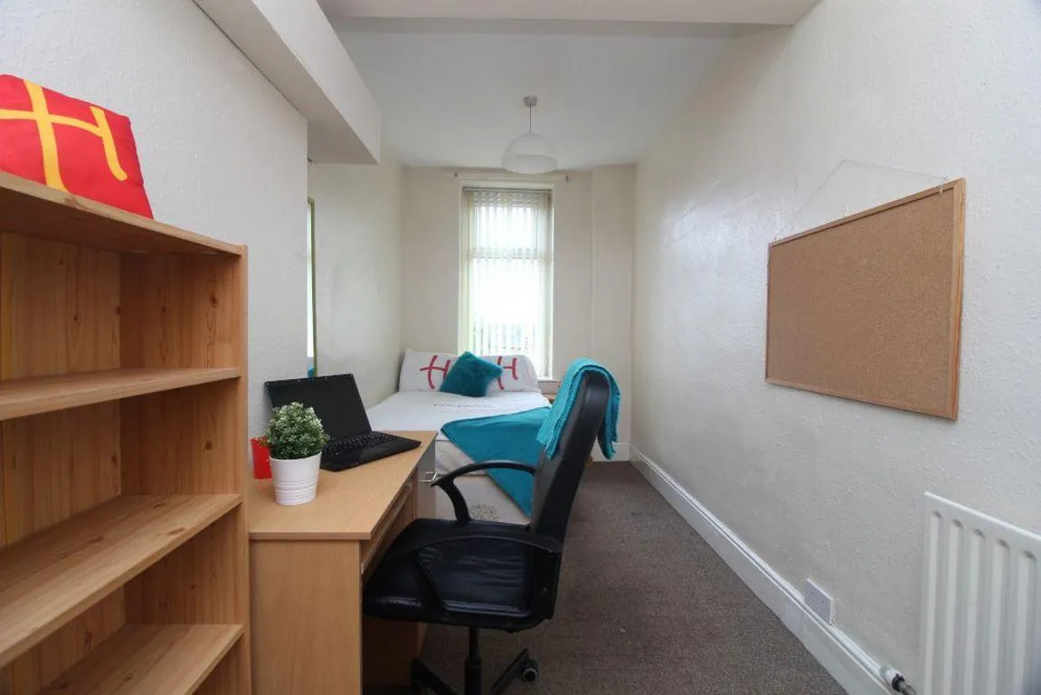 Brighton Terrace Road, S10, photo 9