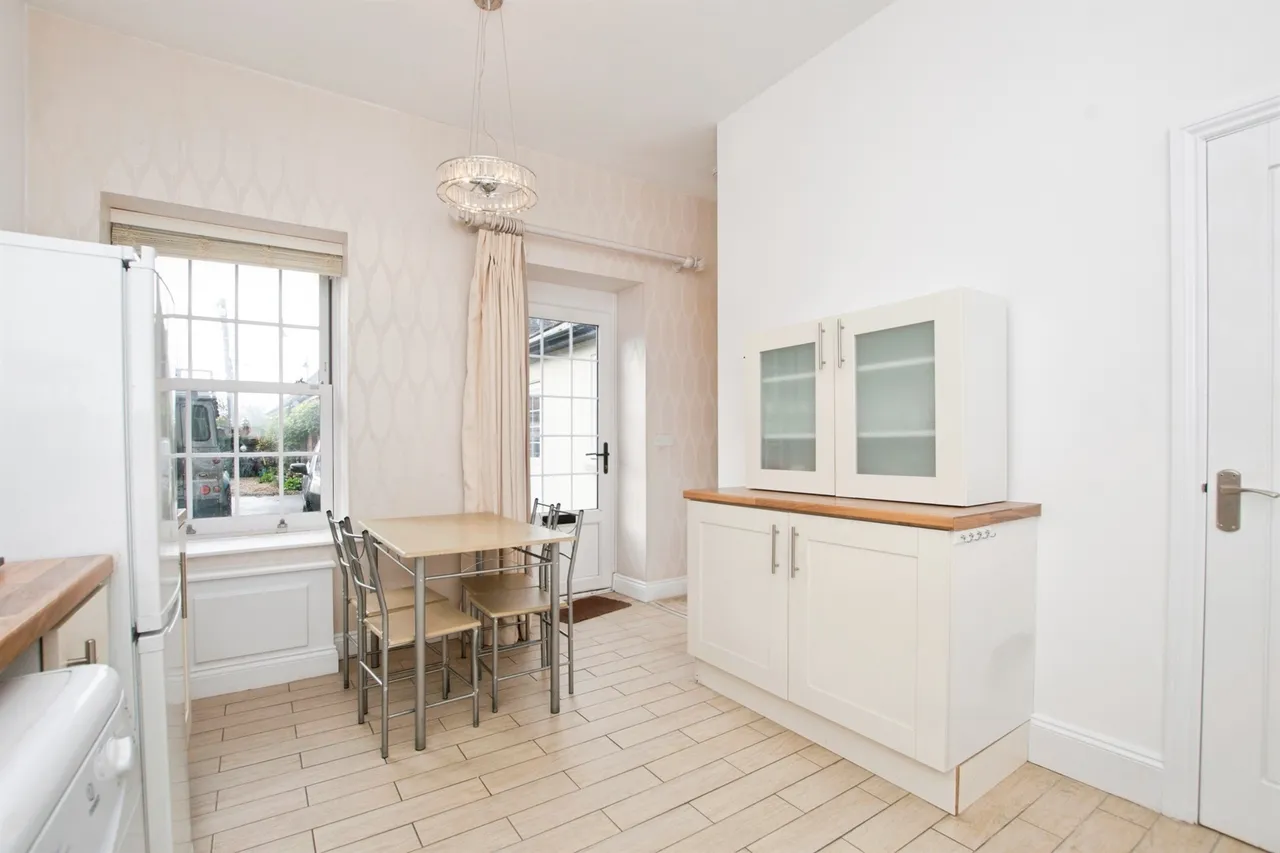 Salisbury Street, Amesbury, SP4, photo 9