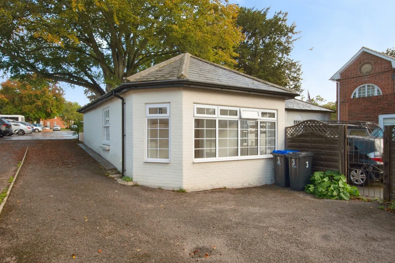 Salisbury Street, Amesbury, SP4, photo 13