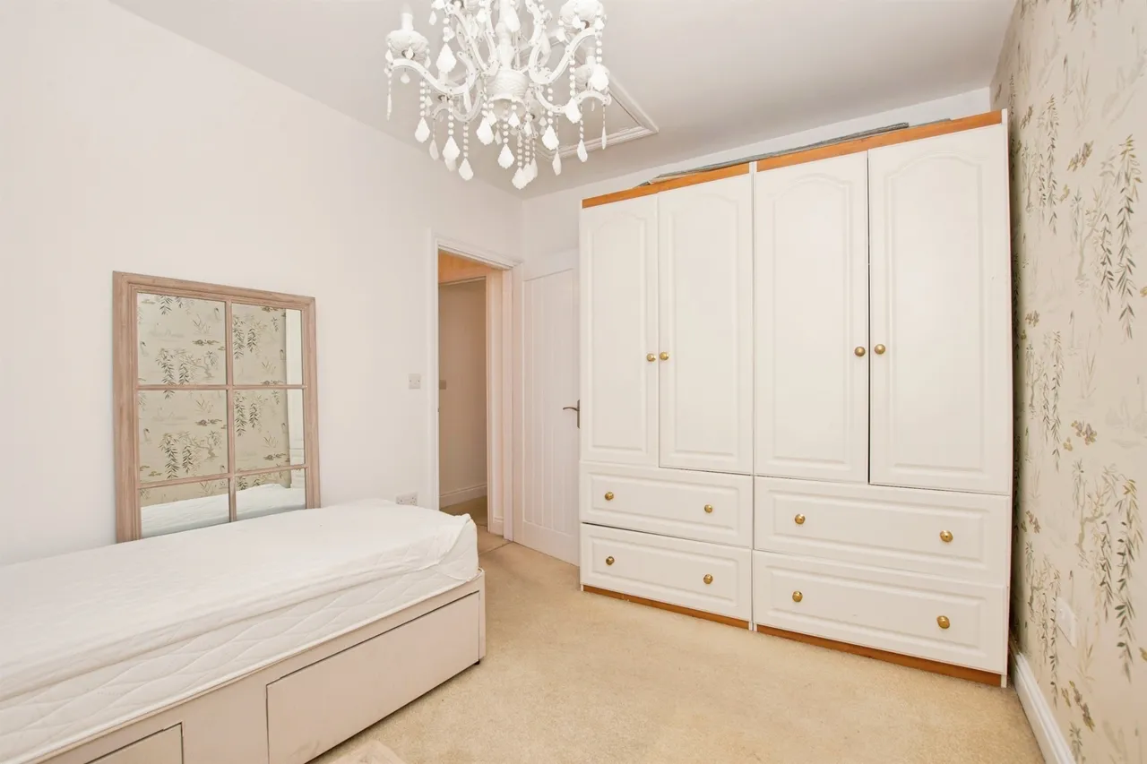 Salisbury Street, Amesbury, SP4, photo 12