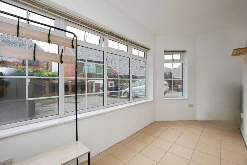 Salisbury Street, Amesbury, SP4, photo 7