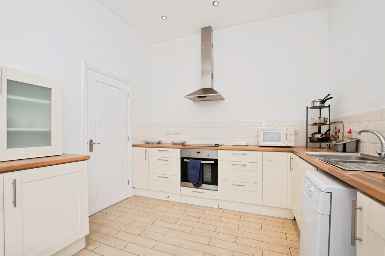 Salisbury Street, Amesbury, SP4, photo 14