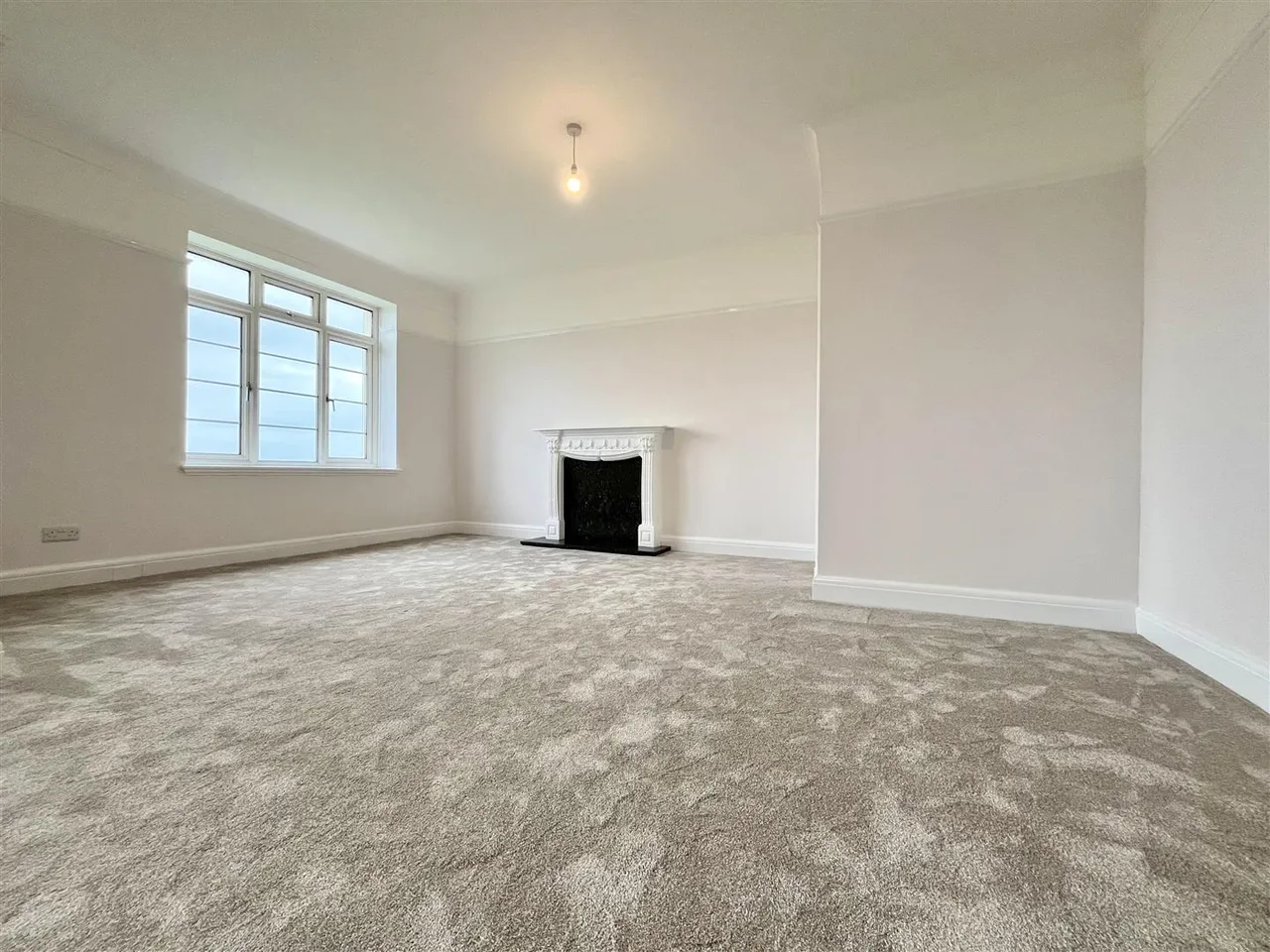 Bedford Avenue, Bexhill-On-Sea, TN40 1NQ, photo 16