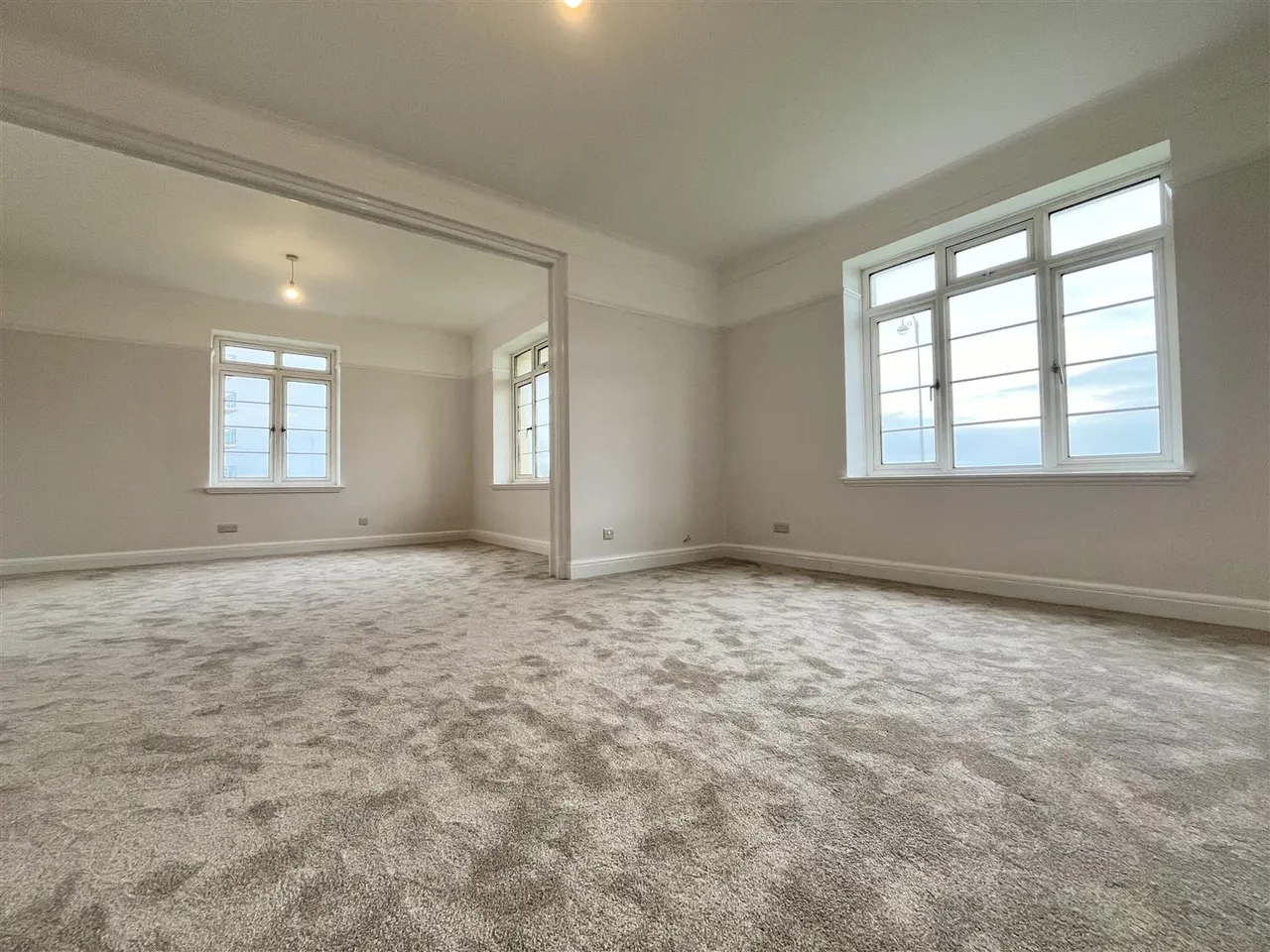 Bedford Avenue, Bexhill-On-Sea, TN40 1NQ, photo 17