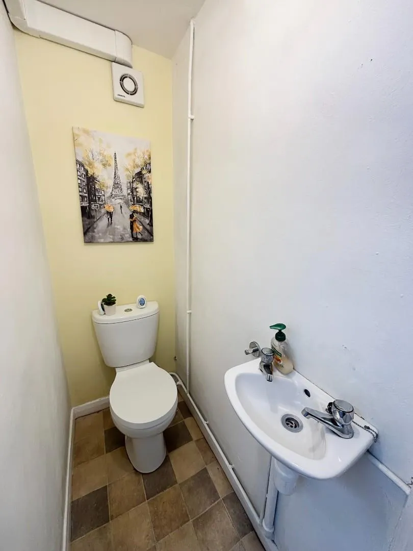 Lowther Close, Prestwich, Manchester, M25 9LN, photo 11