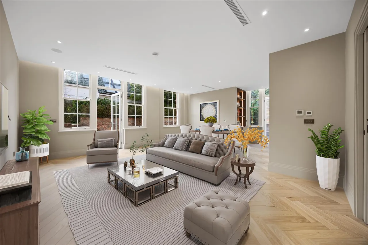 The Bishops Avenue, Hampstead Garden Suburb, London, N2 0BB, photo 2