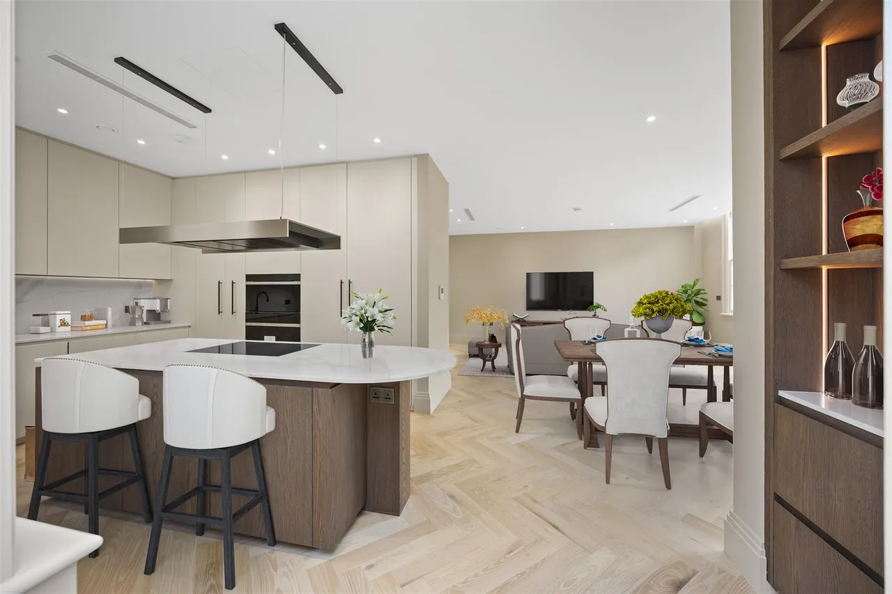 The Bishops Avenue, Hampstead Garden Suburb, London, N2 0BB, photo 3