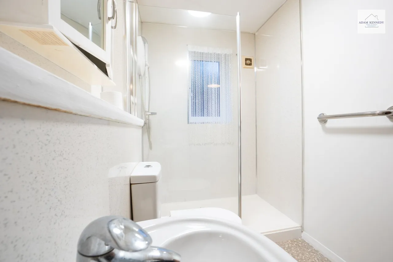 82 Ainsley Close, London, N9 9SH, photo 15