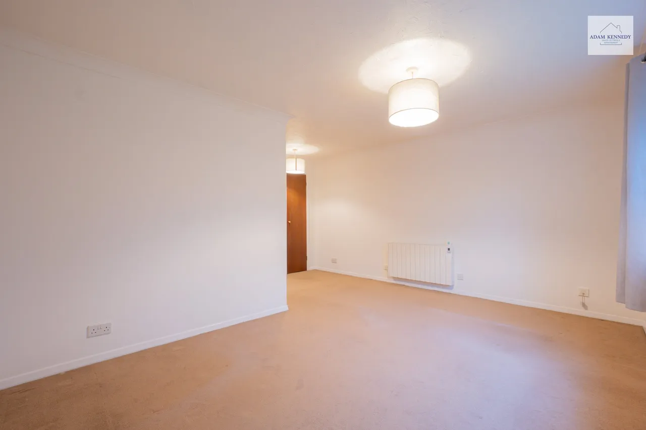 82 Ainsley Close, London, N9 9SH, photo 3