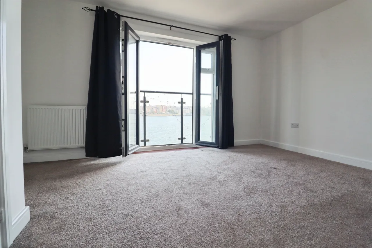 Ffordd Pentre, Barry, CF62, photo 16