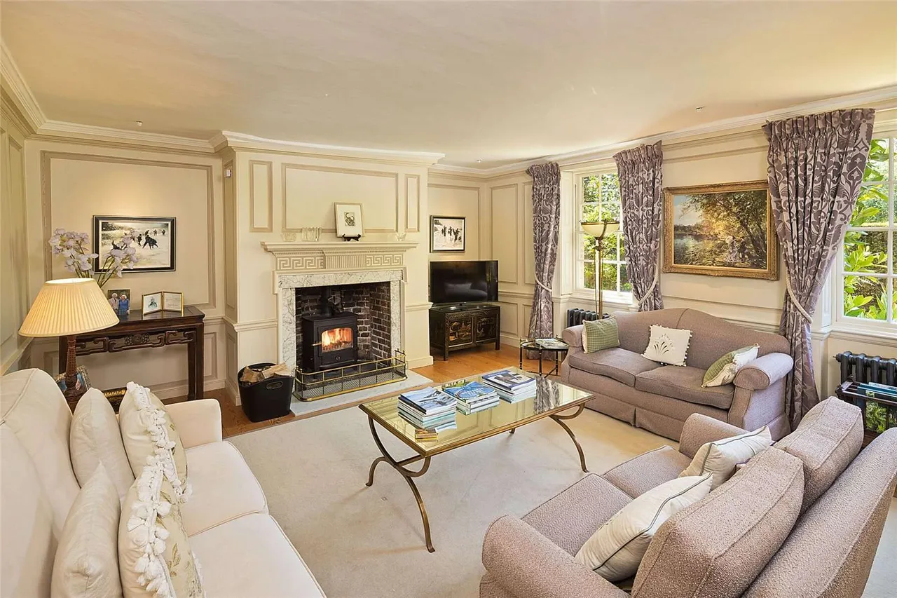 The Street, East Bergholt, Colchester, Suffolk, CO7 6TE, photo 3