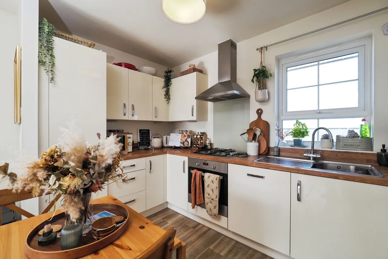 Regeneration Way, Beeston, NG9, photo 2