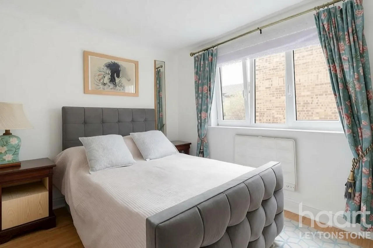 South Birkbeck Road, London, E11, photo 3