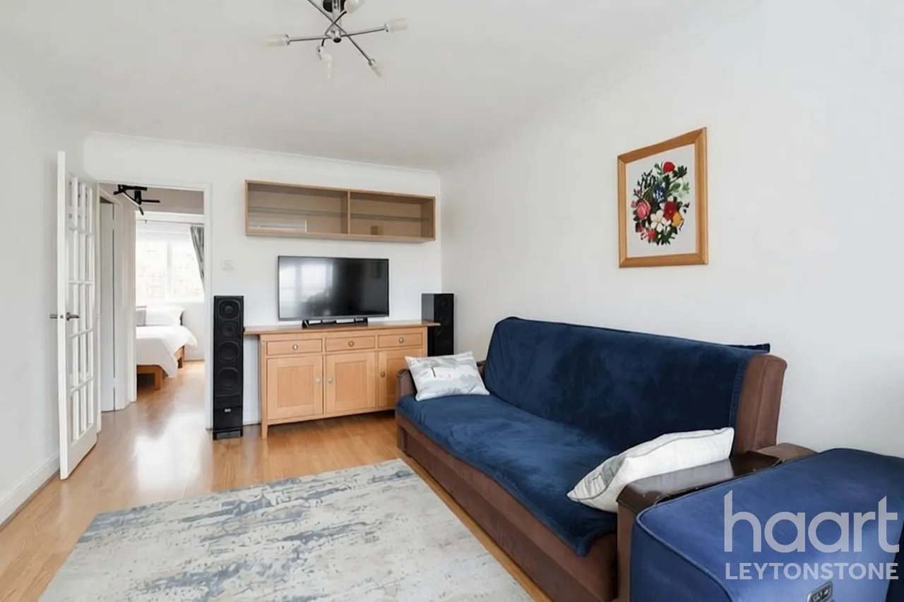 South Birkbeck Road, London, E11, photo 2