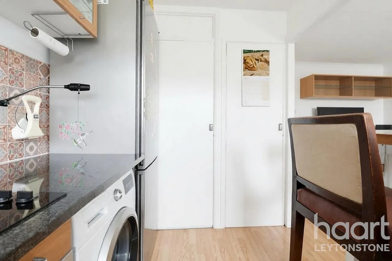 South Birkbeck Road, London, E11, photo 9