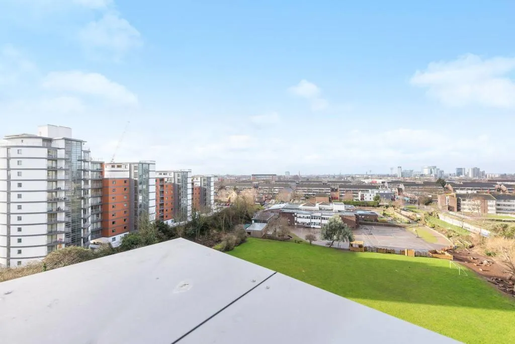 Pump House Crescent, London, TW8, photo 8
