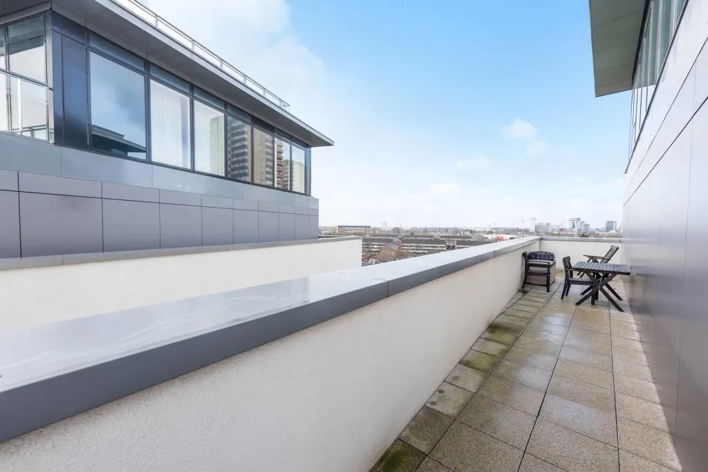 Pump House Crescent, London, TW8, photo 10
