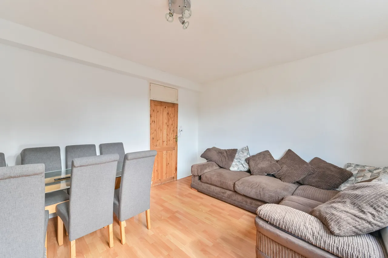 35 Randisbourne Gardens, London, photo 12