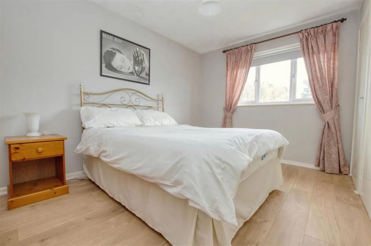 Harbourne Gardens, West End, Southampton, SO18 3LZ, photo 6
