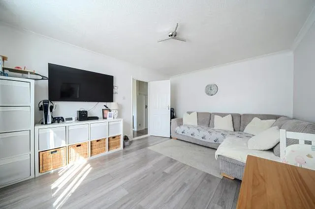 Milldun Way, High Wycombe, HP12, photo 12
