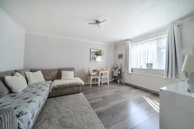 Milldun Way, High Wycombe, HP12, photo 2