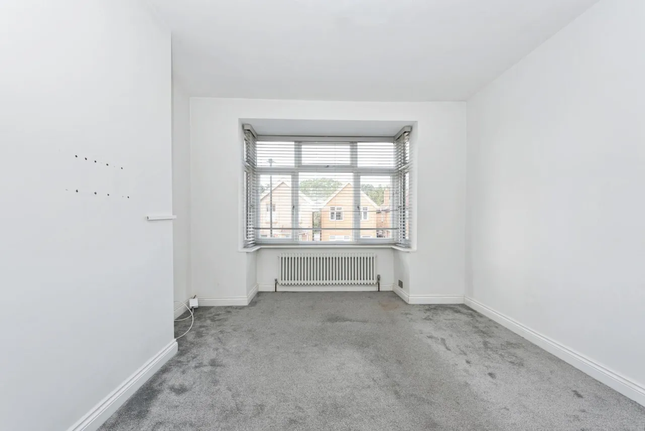 Imperial Road, Feltham, TW14, photo 4