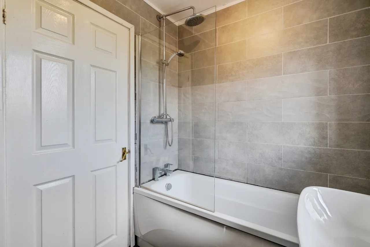 Bracken Lea, Westhoughton, BL5, photo 16