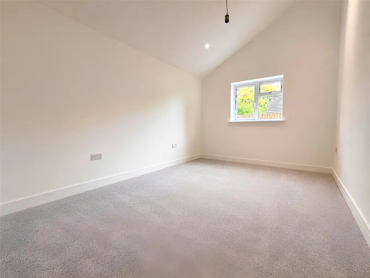 St. Johns Road, Farnborough, Hampshire, GU14 9RN, photo 11