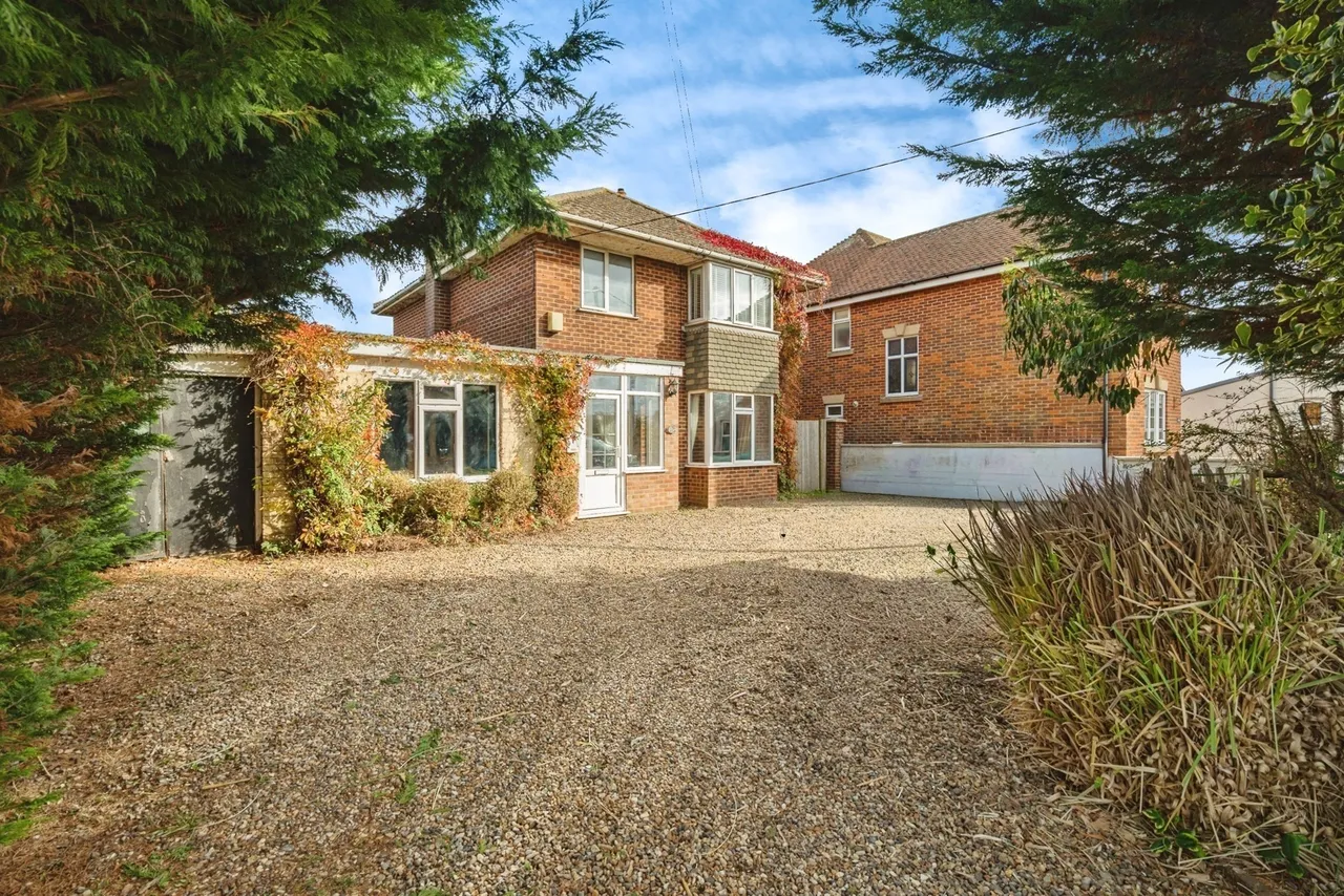 4 bed house for sale — Coast Road, Bacton, Norwich, Norfolk, NR12