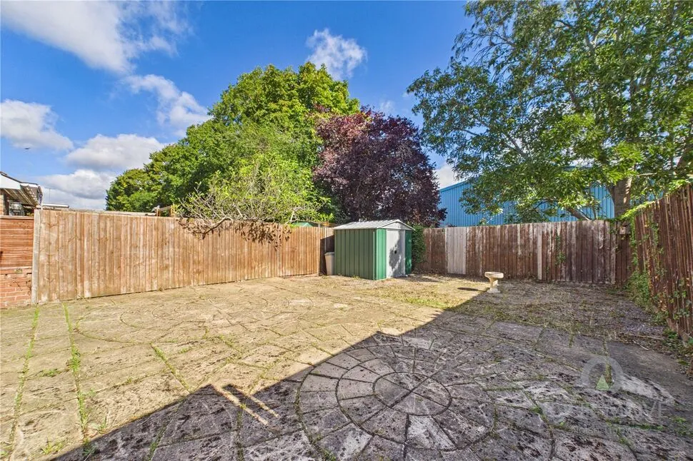 Oakleigh Drive, Duston, NN5, photo 13