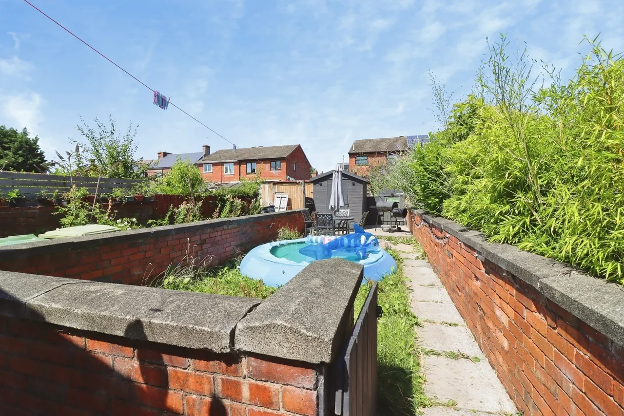 Nesbit Street, Hillstown, S44, photo 14