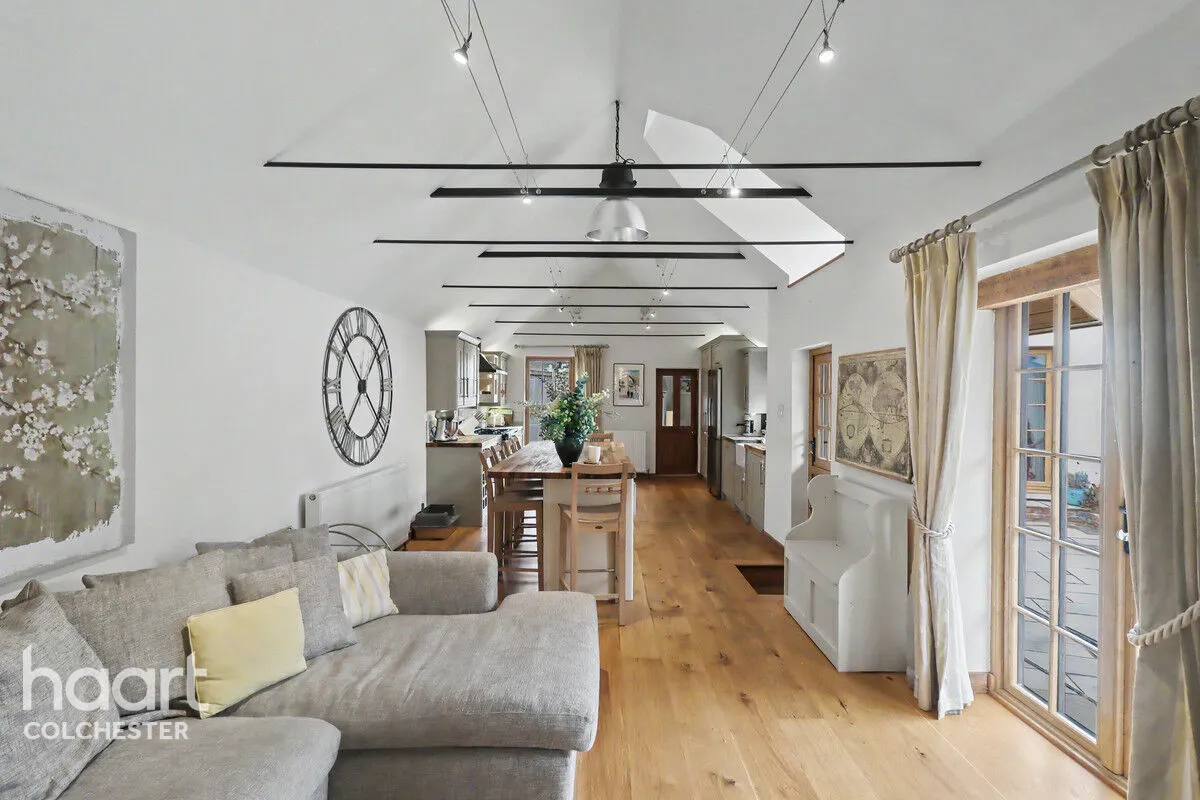 Halstead Road, Colchester, CO6, photo 5