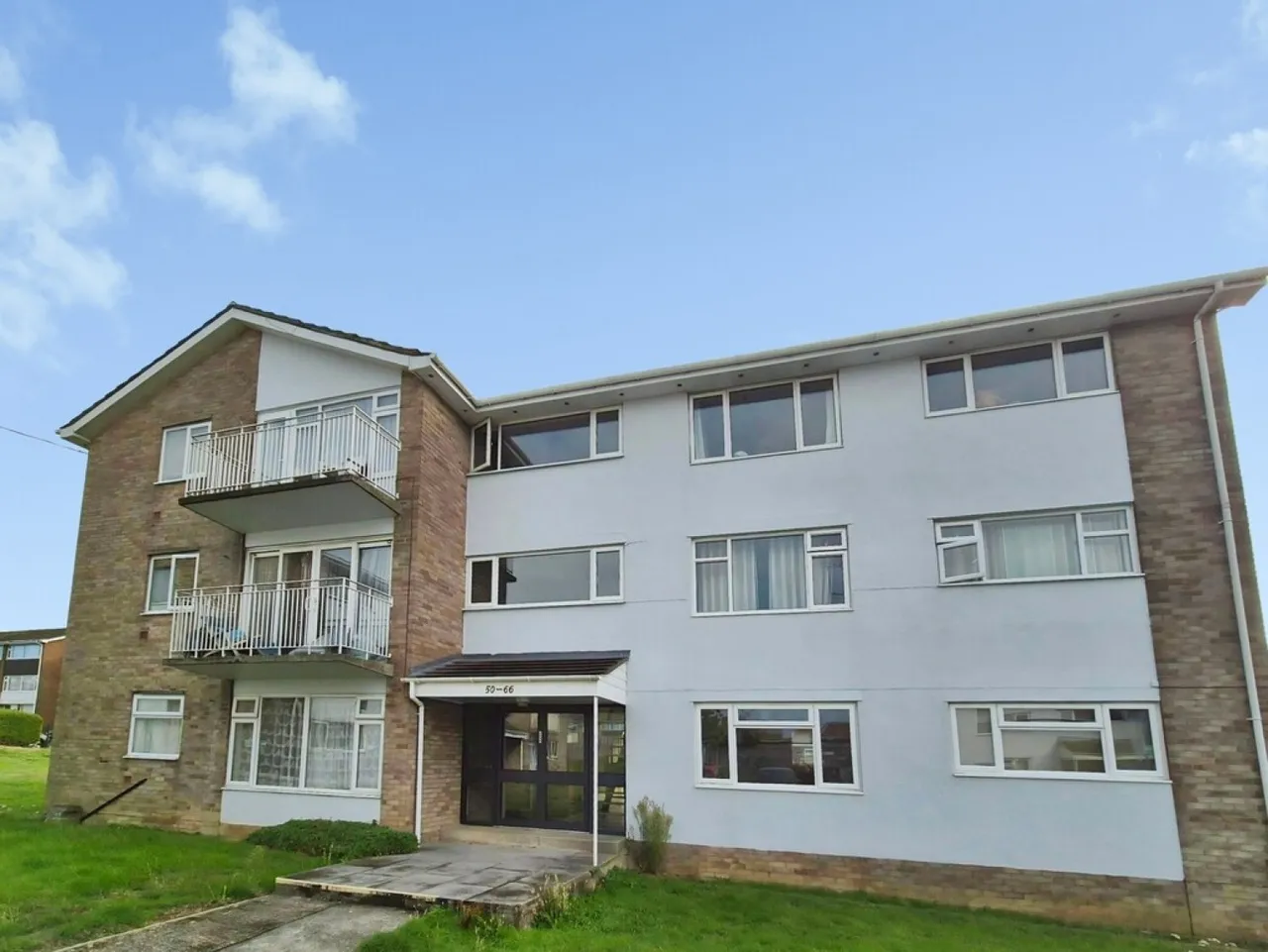 2 bed flat to rent, Legion Road, Yeovil, BA21