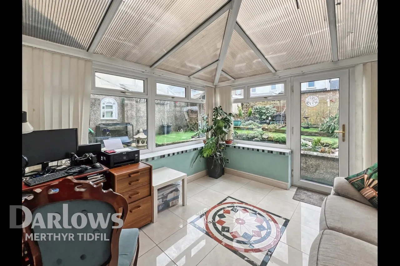 Brecon Road, Aberdare, photo 7