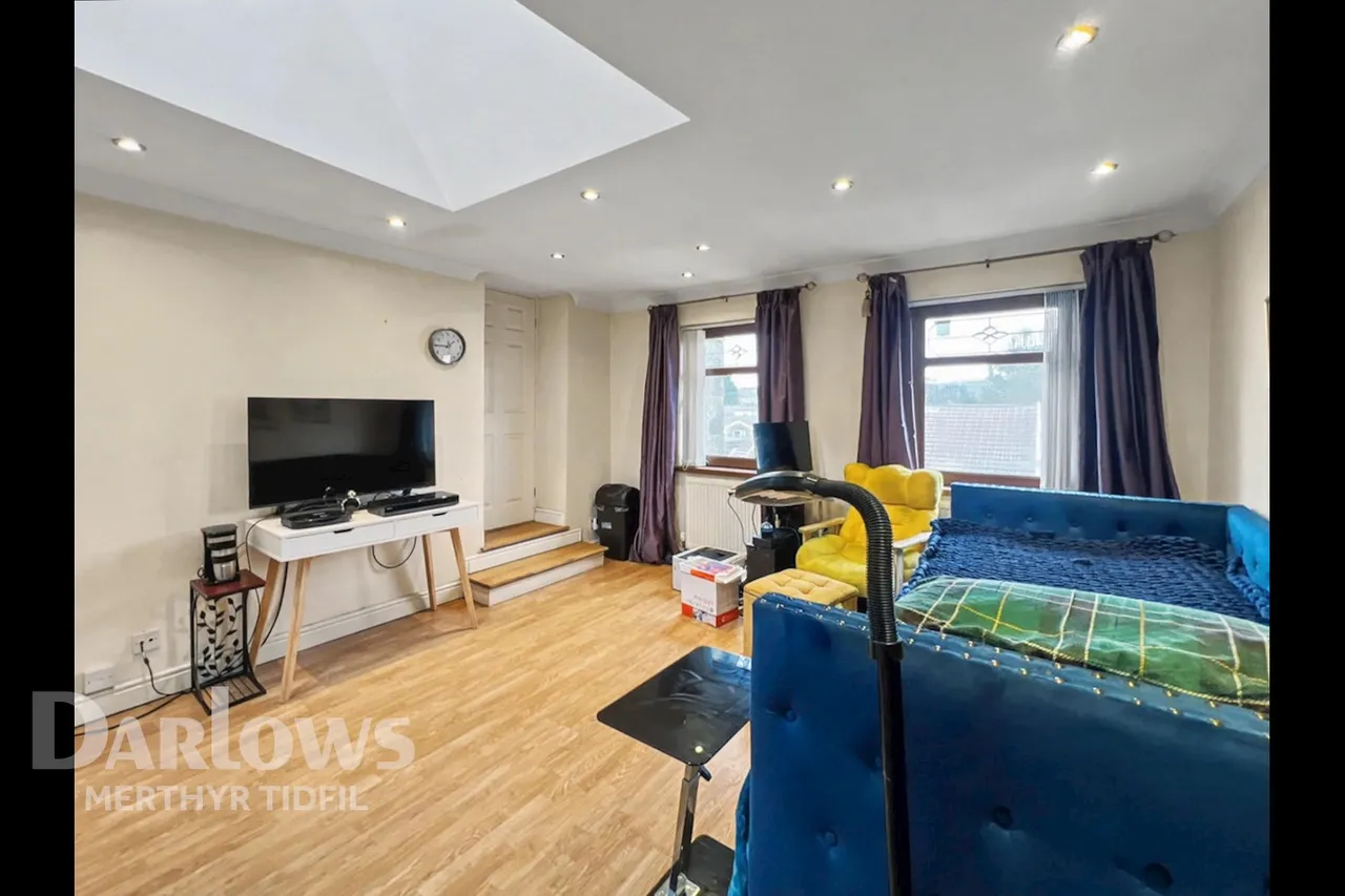 Brecon Road, Aberdare, photo 19