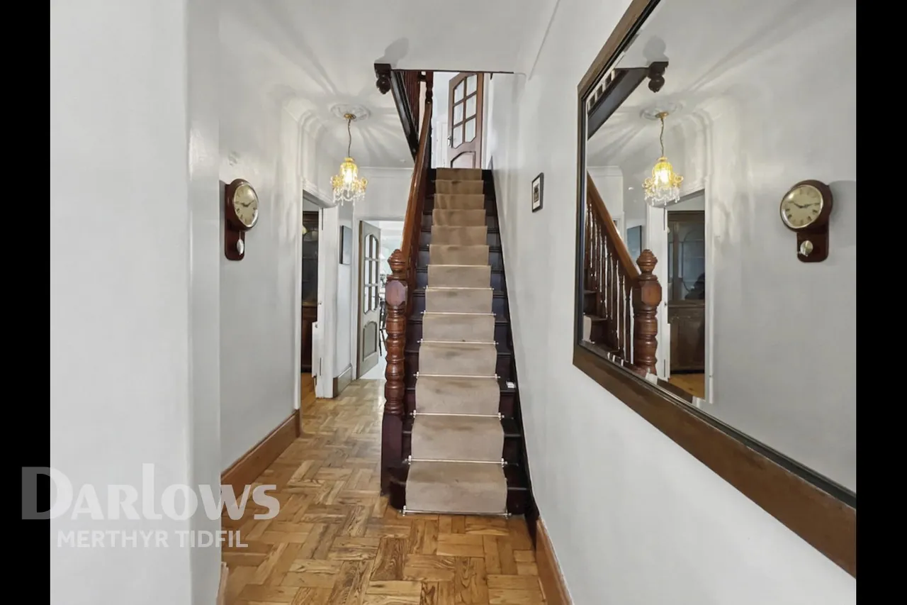 Brecon Road, Aberdare, photo 22