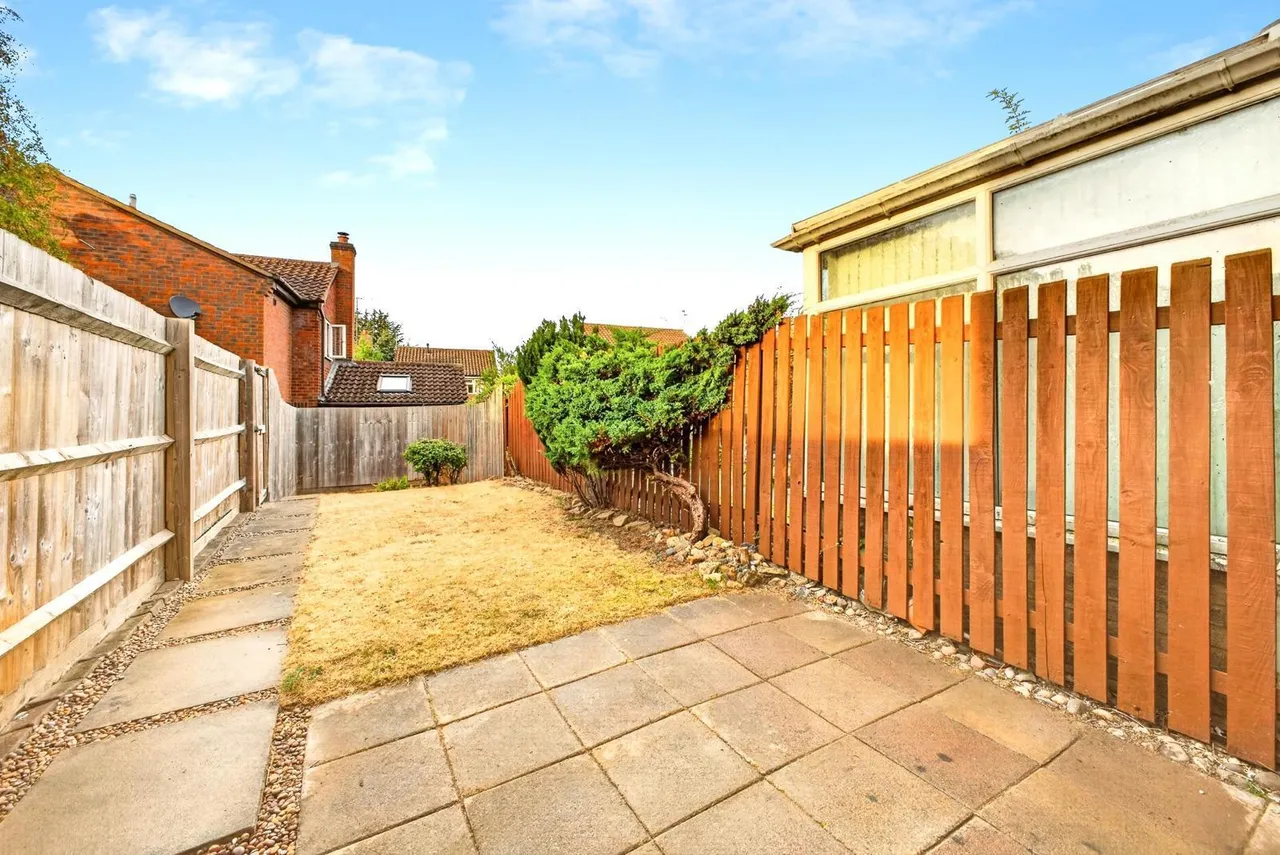 Beaune Close, Northampton, Northamptonshire, NN5, photo 12