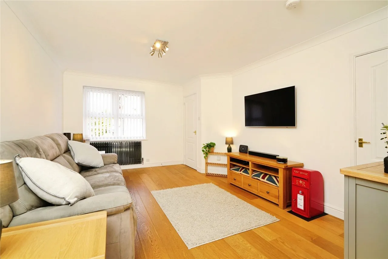 Lodge Close, Bicester, OX26, photo 9