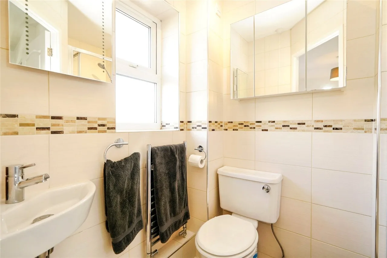 Lodge Close, Bicester, OX26, photo 13