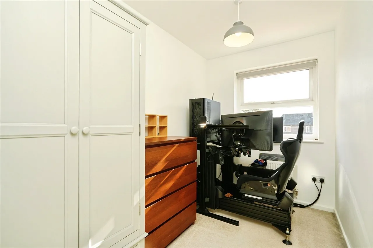 Lodge Close, Bicester, OX26, photo 15