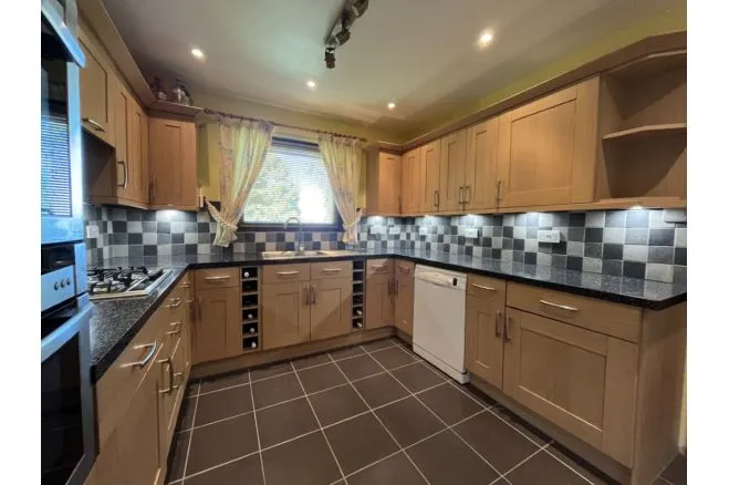 Player Green, Livingston, EH54, photo 5