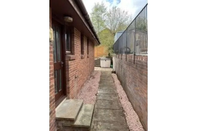Player Green, Livingston, EH54, photo 11