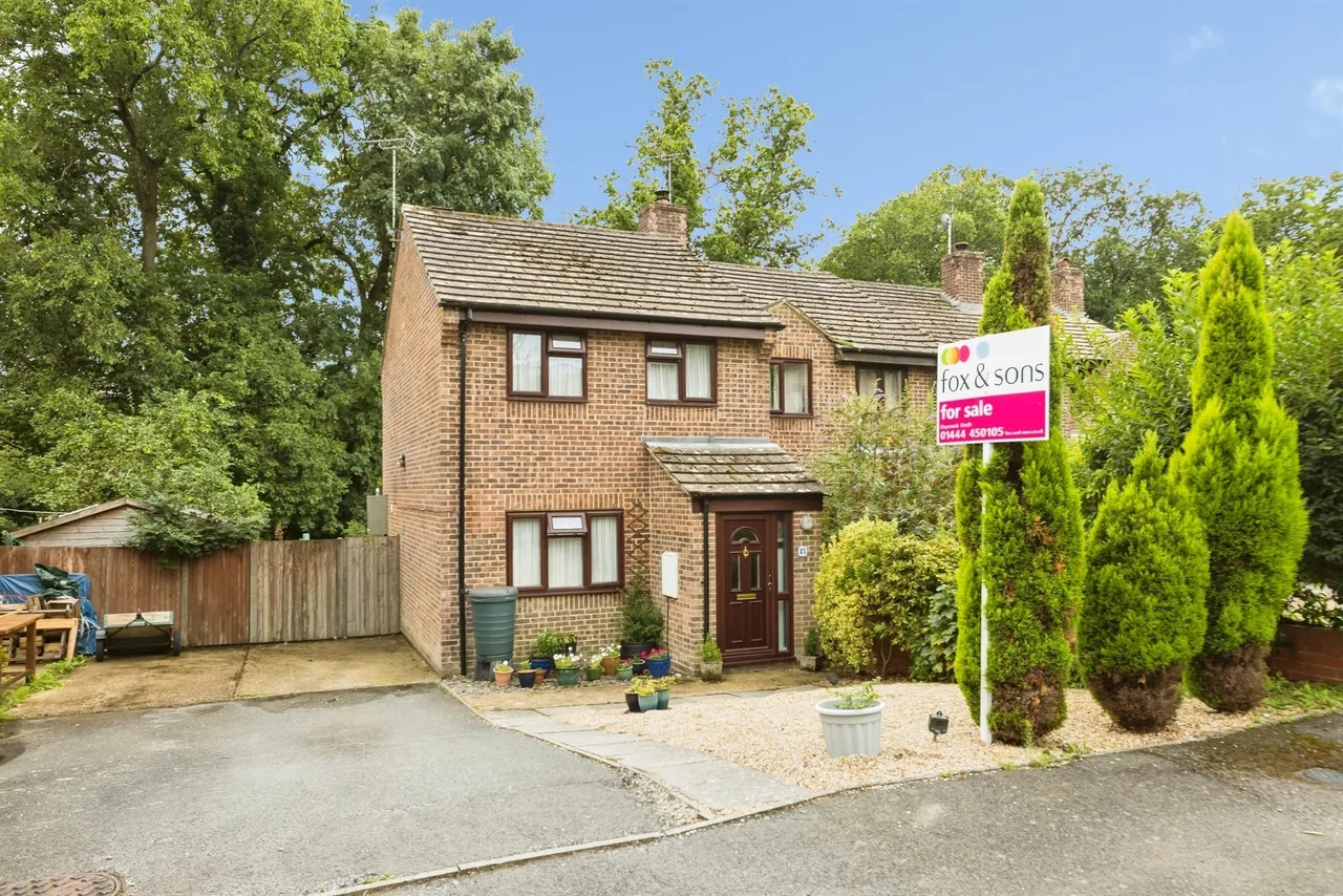 3 bed house for sale — Oak Tree Cottages, Danehill, Haywards Heath