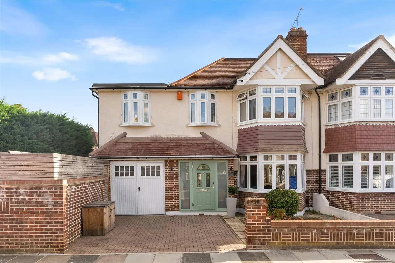 4 bed house for sale, Ryecroft Avenue, Twickenham, TW2