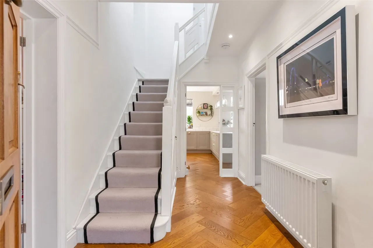 Ryecroft Avenue, Twickenham, TW2, photo 5