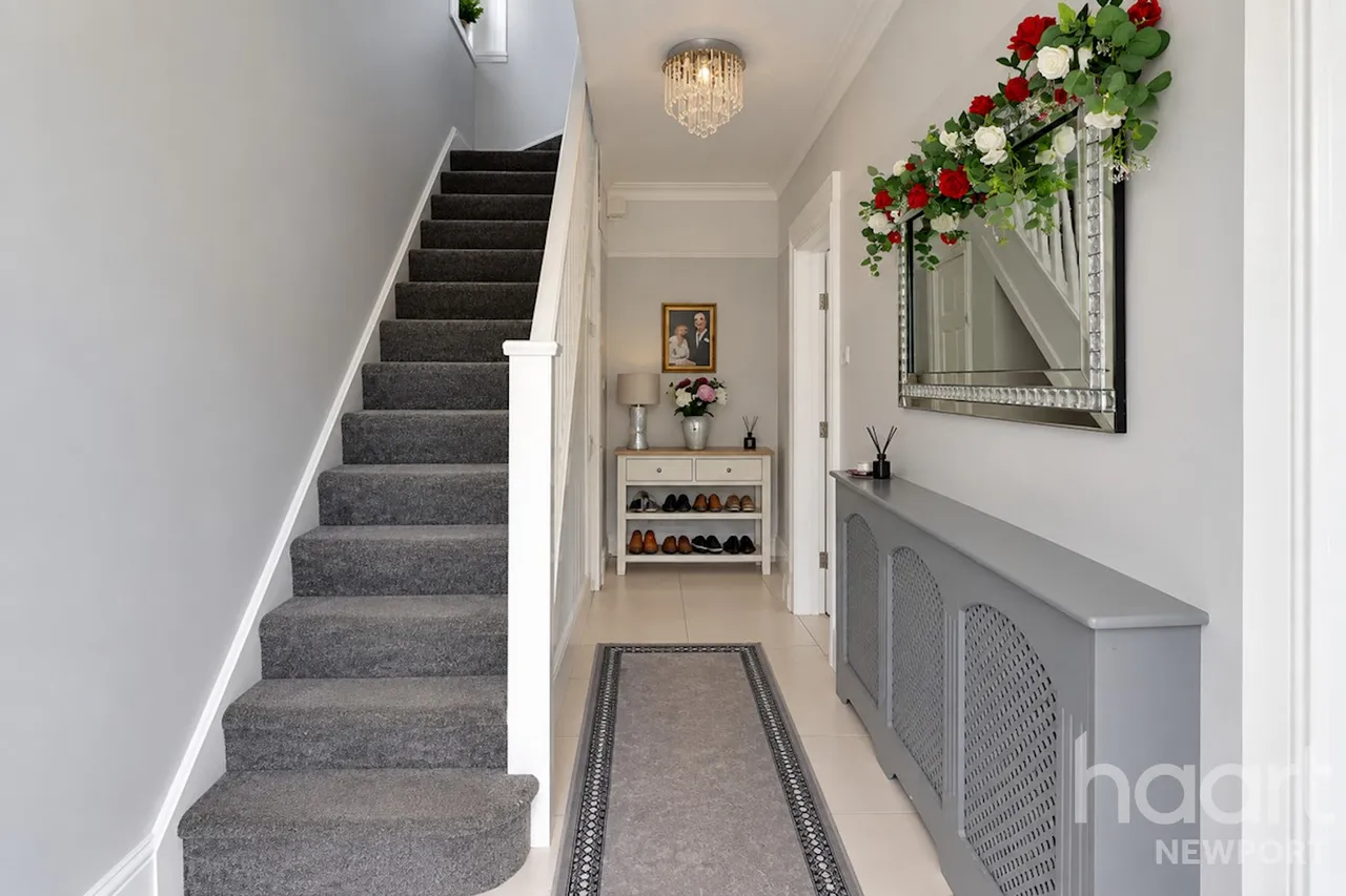 St Julians Avenue, Newport, NP19, photo 19