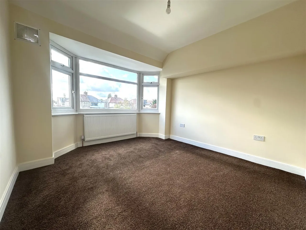 Bourne Avenue, Hayes, photo 8