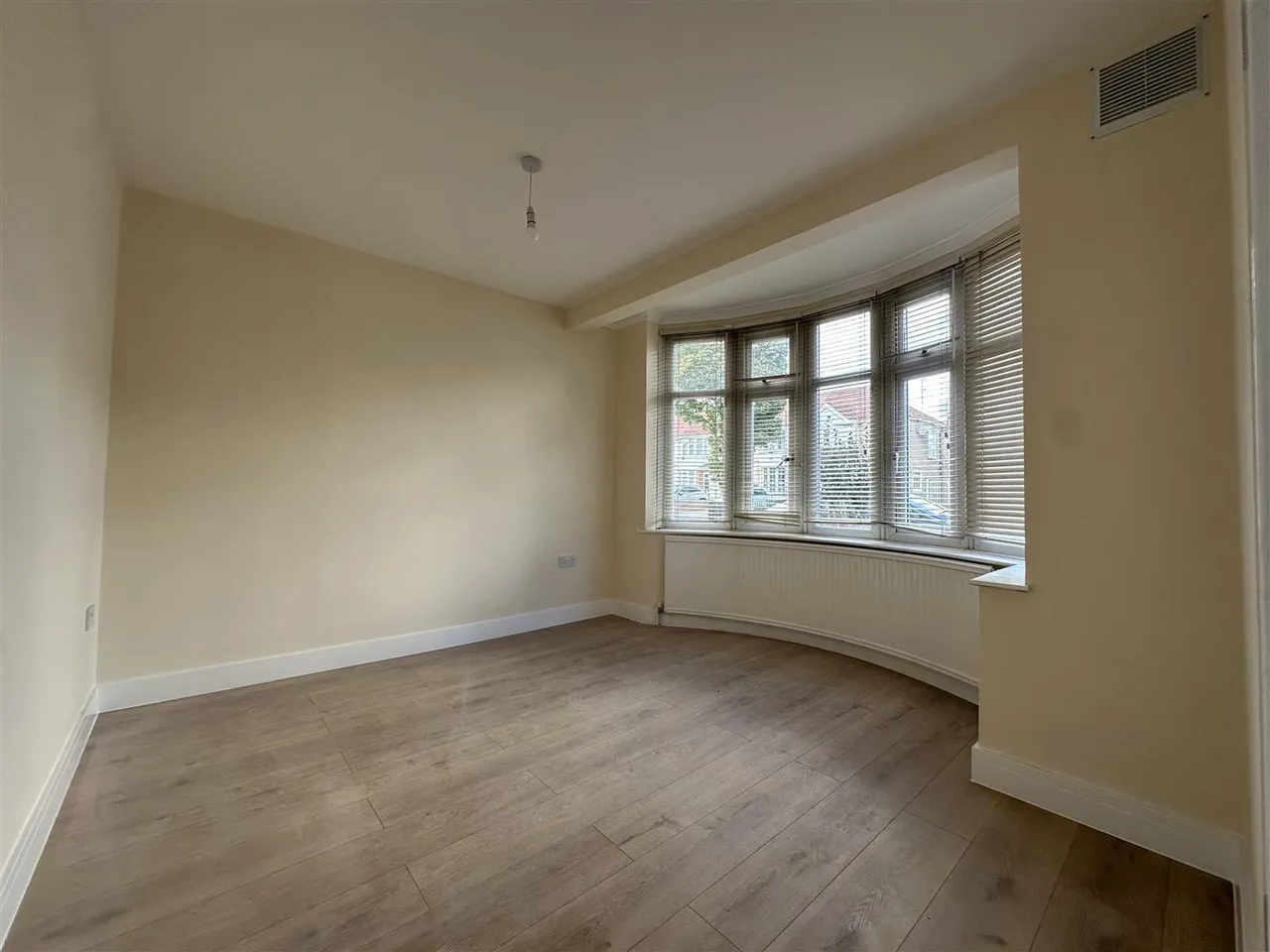 Bourne Avenue, Hayes, photo 2