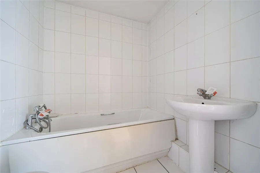 London Road, Kingston upon Thames, KT2, photo 10